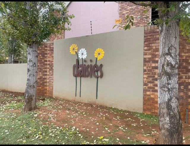 1 BEDROOM APARTMENT FOR SALE IN DASSIE RAND